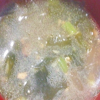 鎮江香酢風味のわかめスープ